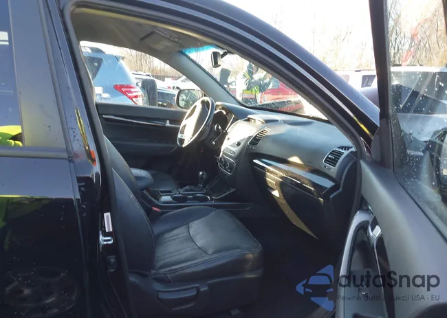 5XYKTCA61FG639687: 44165756