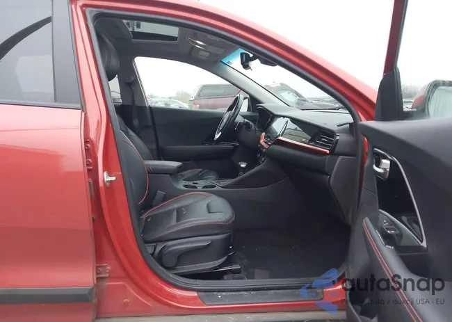 KNDCC3LC4M5476952: 44165780