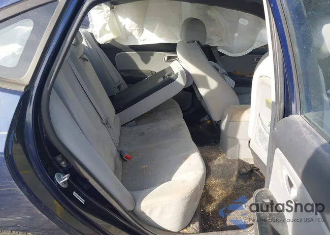 KMHDU46DX8U442419: 44165786