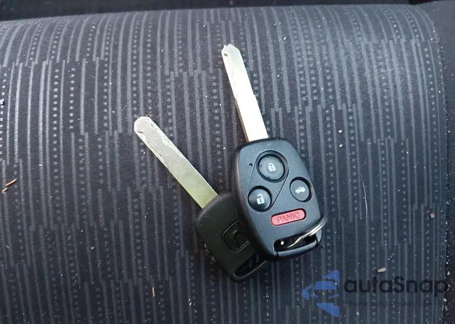 1HGCP2F35CA020444: 44165830