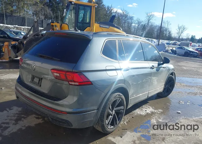 3VV8B7AX3PM135998: 44165872