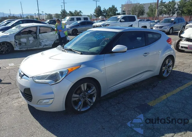 KMHTC6AD9CU056939: 44165961