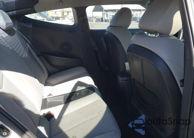 KMHTC6AD9CU056939: 44165961