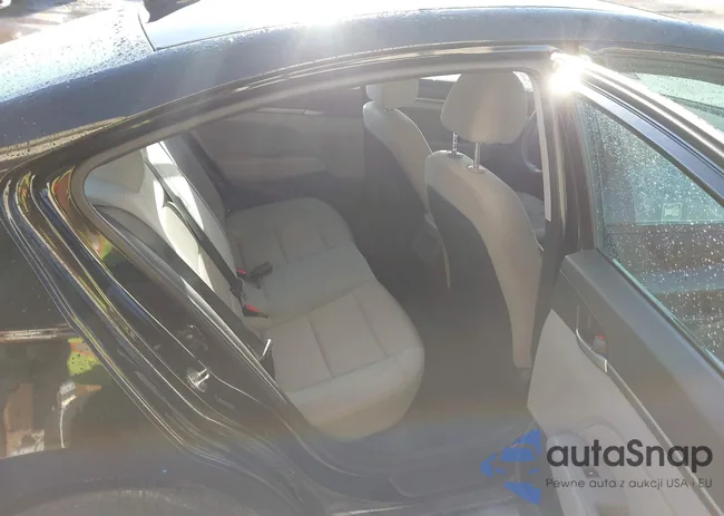 5NPD84LF1JH229972: 44166008