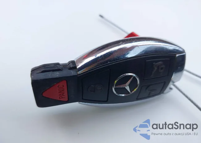 WDDGJ8JB0DG021718: 44166036