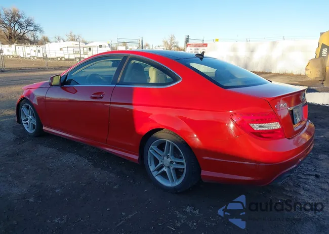 WDDGJ8JB0DG021718: 44166036