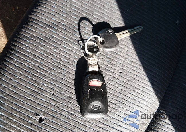 KMHDH6AE0DU009654: 44165072