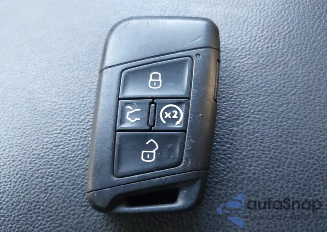 1V2RR2CA7JC565020: 44165078