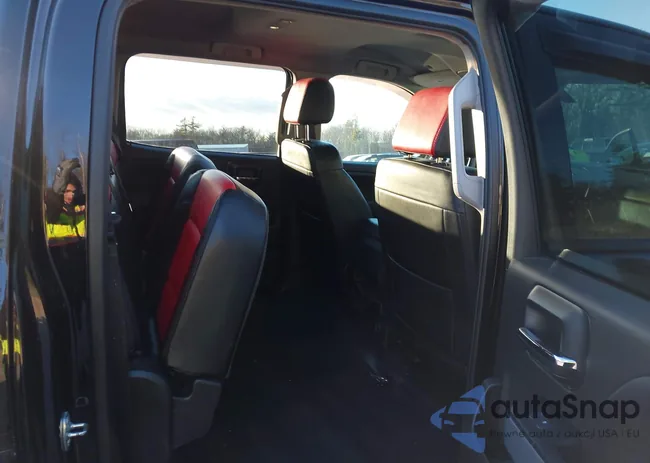 3GCUKREC6JG403982: 44165079