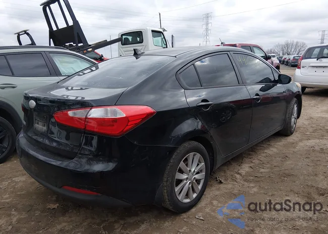 KNAFX4A68E5185566: 44165146