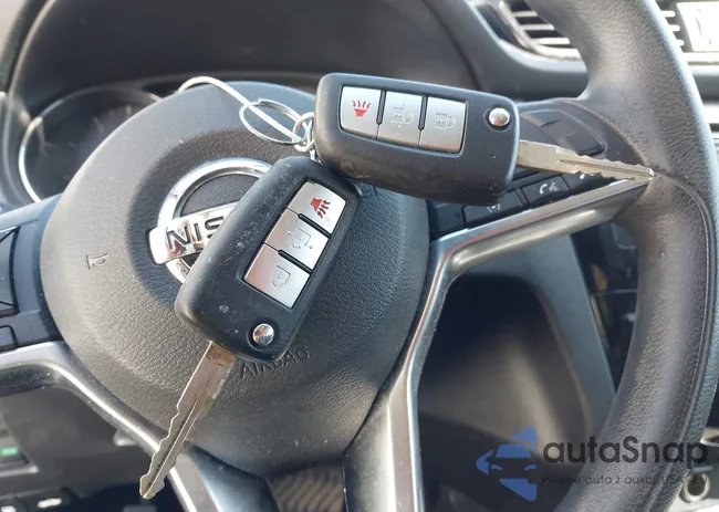 JN1BJ1CP3JW161917: 44165226