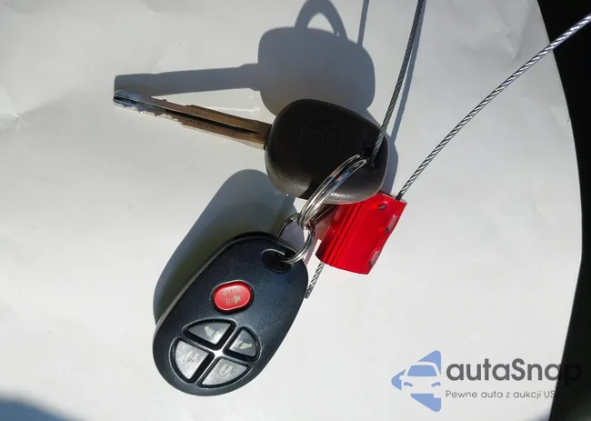 5TDBK23CX9S022697: 44165229