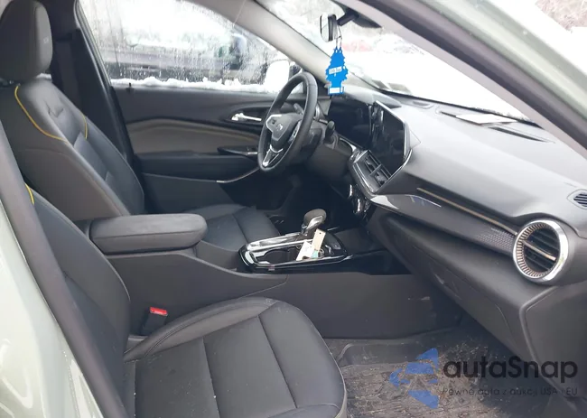 KL77LKEP8SC331589: 44165268