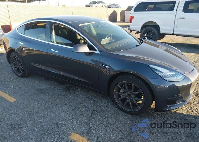 5YJ3E1EA8JF102087: 44165273