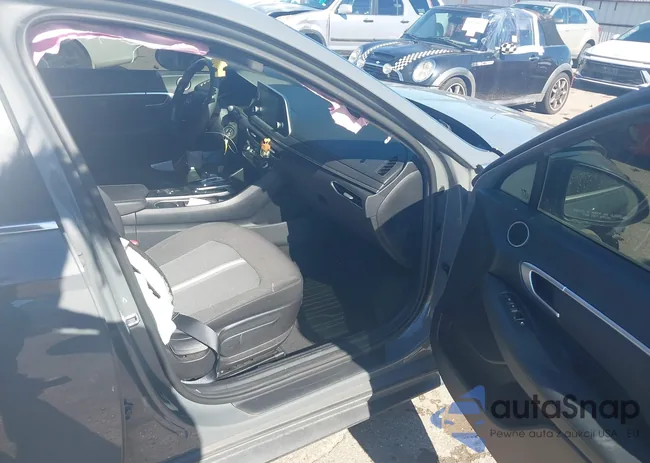 5NPEG4JA8MH129645: 44165280