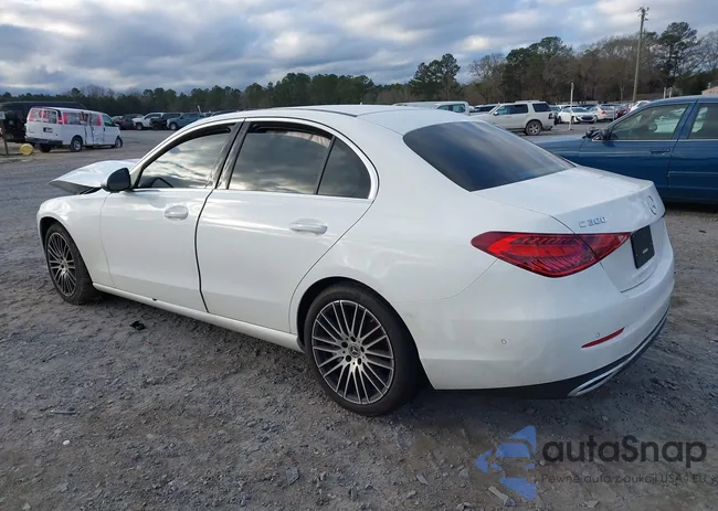 W1KAF4HB2RR229939: 44165314