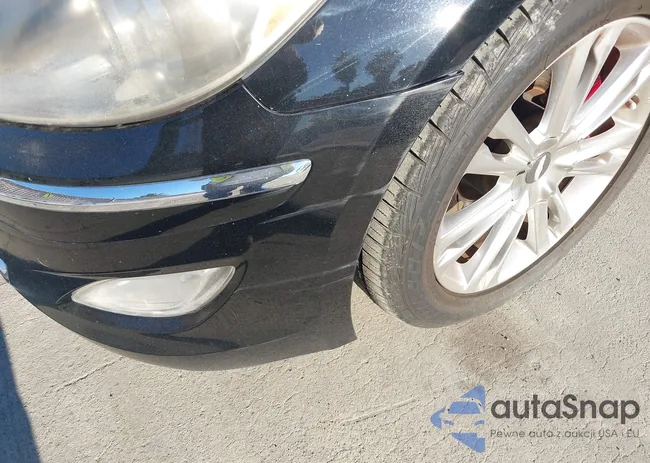 KMHGC4DF9CU160852: 44165351