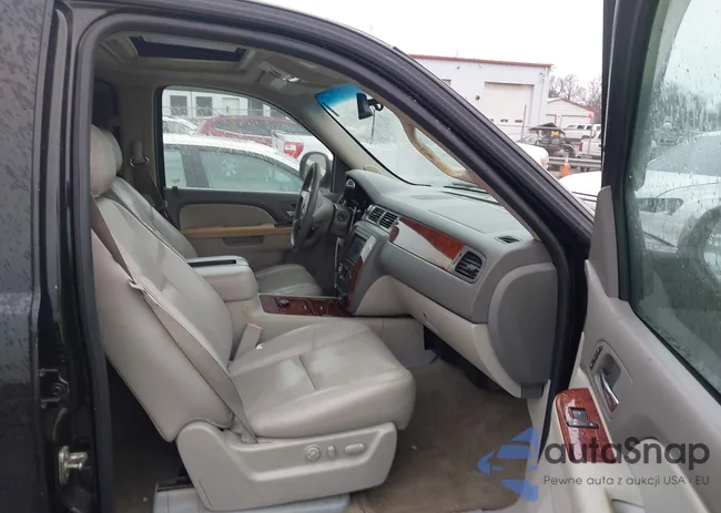 1GNSKKE73CR245340: 44165391