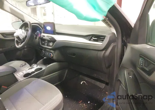 1FMCU9G68NUB31138: 44166493