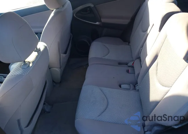 JTMZD33V785087933: 44166583