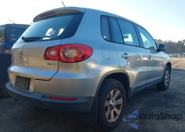 WVGAV7AX3AW515840: 44166628