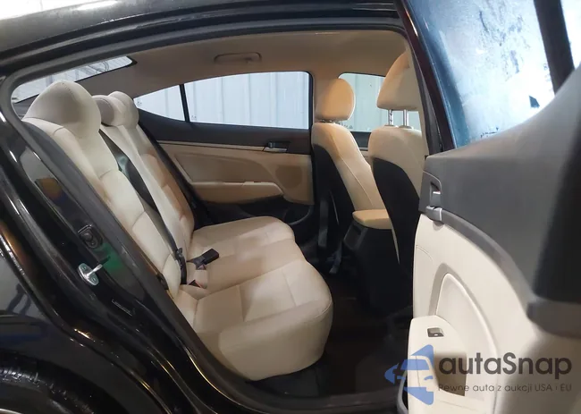 5NPD84LF3JH242786: 44166658