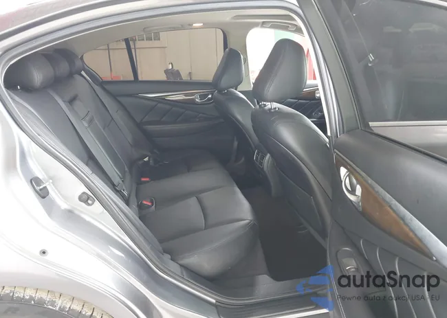 JN1EV7AP6JM351536: 44166675