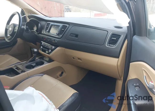 KNDMB5C11H6336245: 44166698