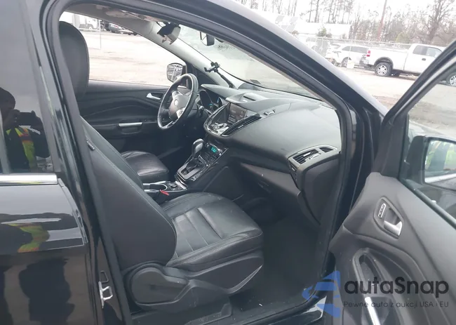 1FMCU9J96EUE07948: 44166816