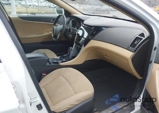 5NPEB4AC3BH307040: 44166853