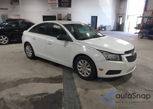 1G1PC5SH4B7291904: 44166913