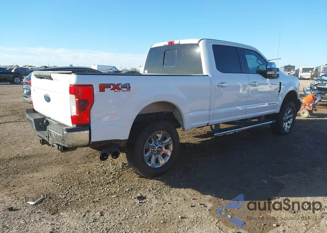 1FT7W2BT1JEB17977: 44166981