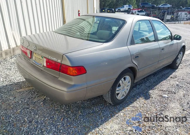 4T1BG22K81U115787: 44166110