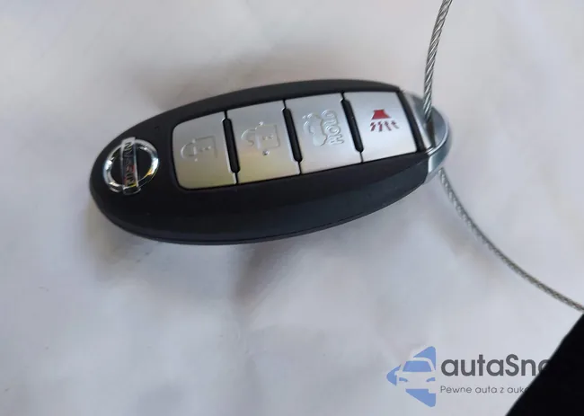 JN8AT2MT3GW022923: 44166316