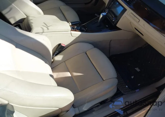 WBAWL1C50AP492923: 44166327