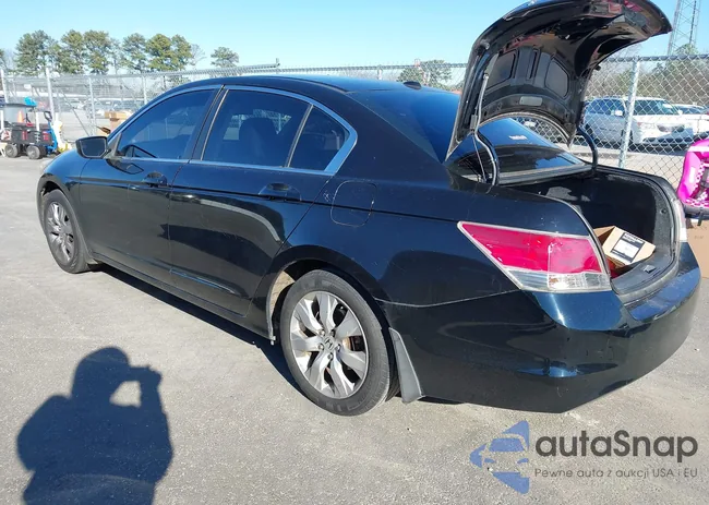 1HGCP26808A138923: 44166331