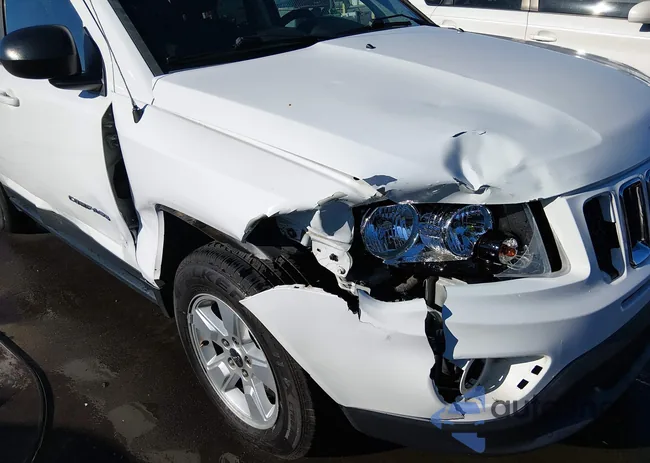 1C4NJCBA2ED881746: 44166404