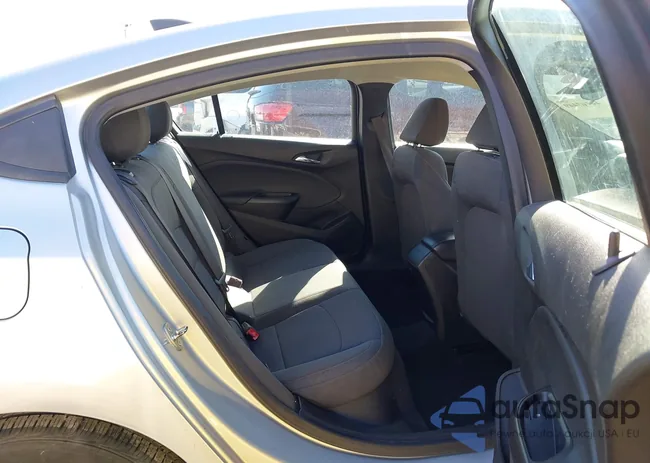 1G1BJ5SM0K7106390: 44167449