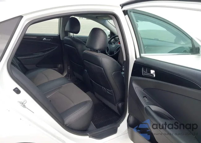 5NPEC4AB4EH898472: 44167556