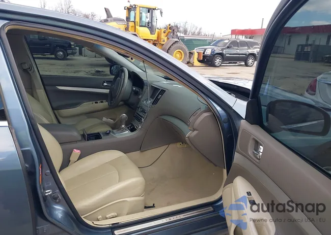 JNKBV61F58M278881: 44167561