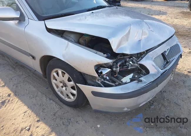 YV1SW61R121182063: 44167564