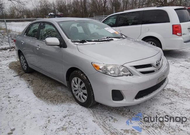 2T1BU4EE2CC802262: 44167575