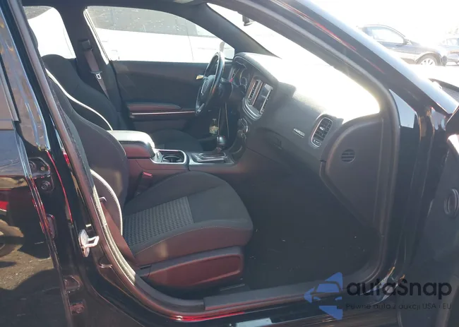 2C3CDXHG0PH588178: 44167608