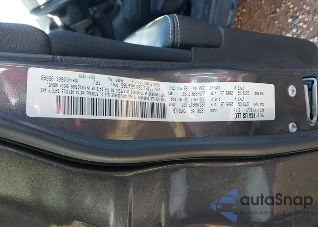 1C4PJLCB3FW637965: 44167619