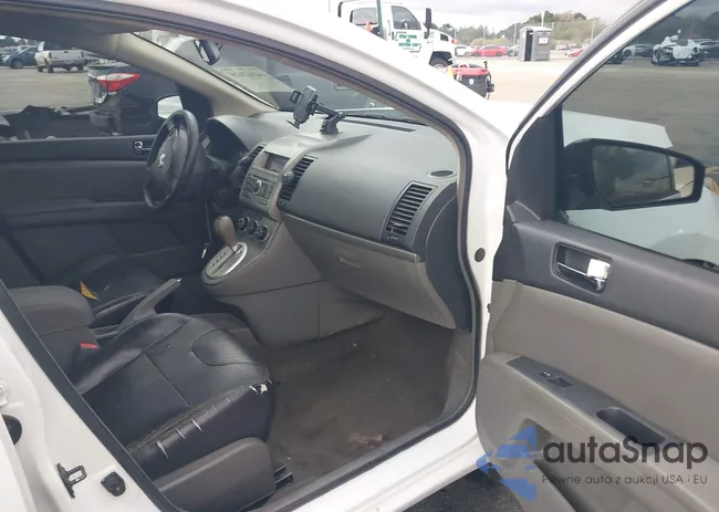 3N1AB61E89L620898: 44167629