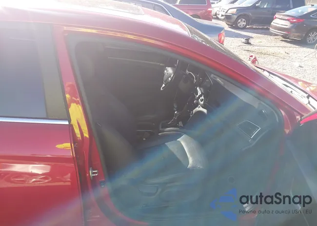 KMHD84LF0HU196040: 44167705