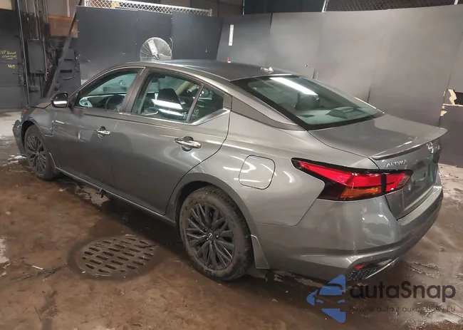 1N4BL4DV8SN405502: 44167724