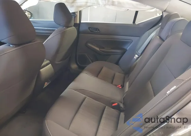 1N4BL4DV8SN405502: 44167724