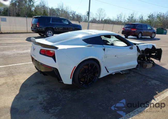 1G1YW2D7XK5111335: 44167733