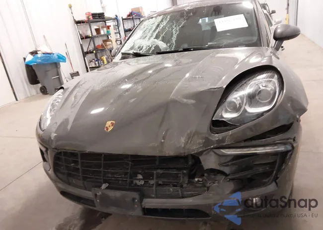 WP1AA2A52JLB22316: 44167780